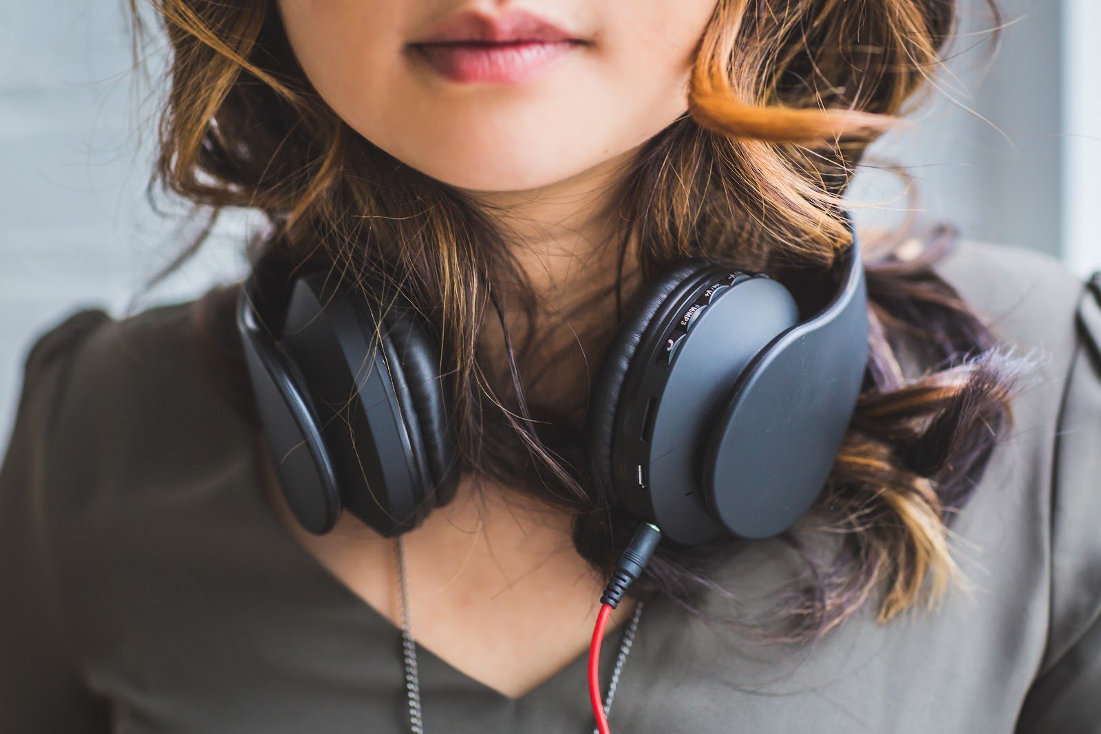 DAC (Digital-to-Analog Converter): What It Is And Benefits - Auris, Inc